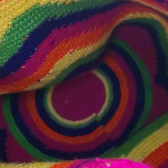 Wayuu Mochila Hand Woven Colombian Crossbody Bag Zigzag Pattern Multicolored - Picture 6 of 6